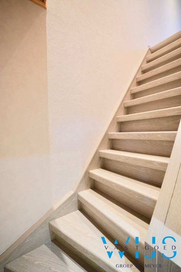 Gezinswoning met 4 slaapkamers &amp; garage te EVERGEM ! 