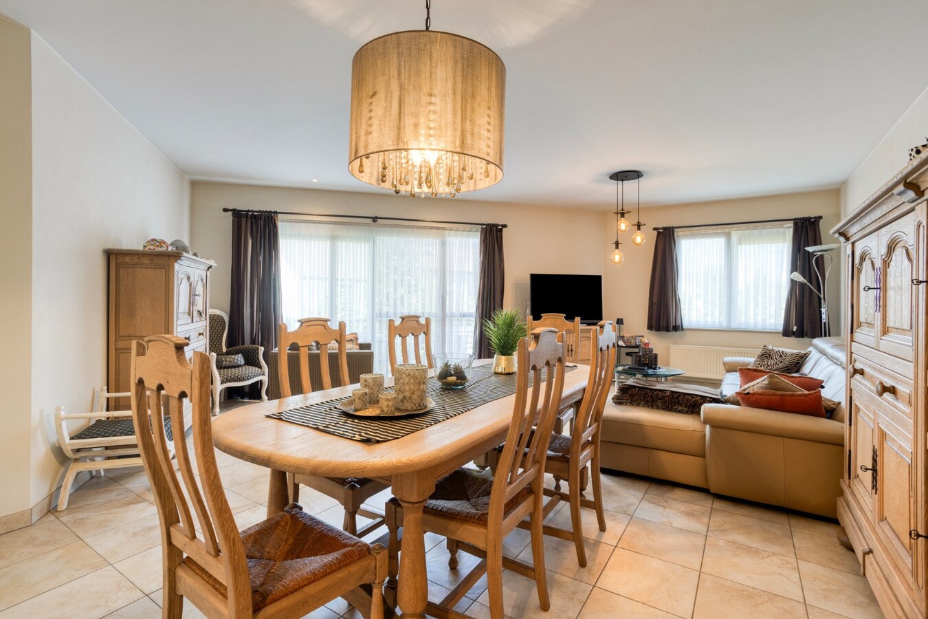 Ruim hoekappartement in recente residentie - instapklaar - 105M2 