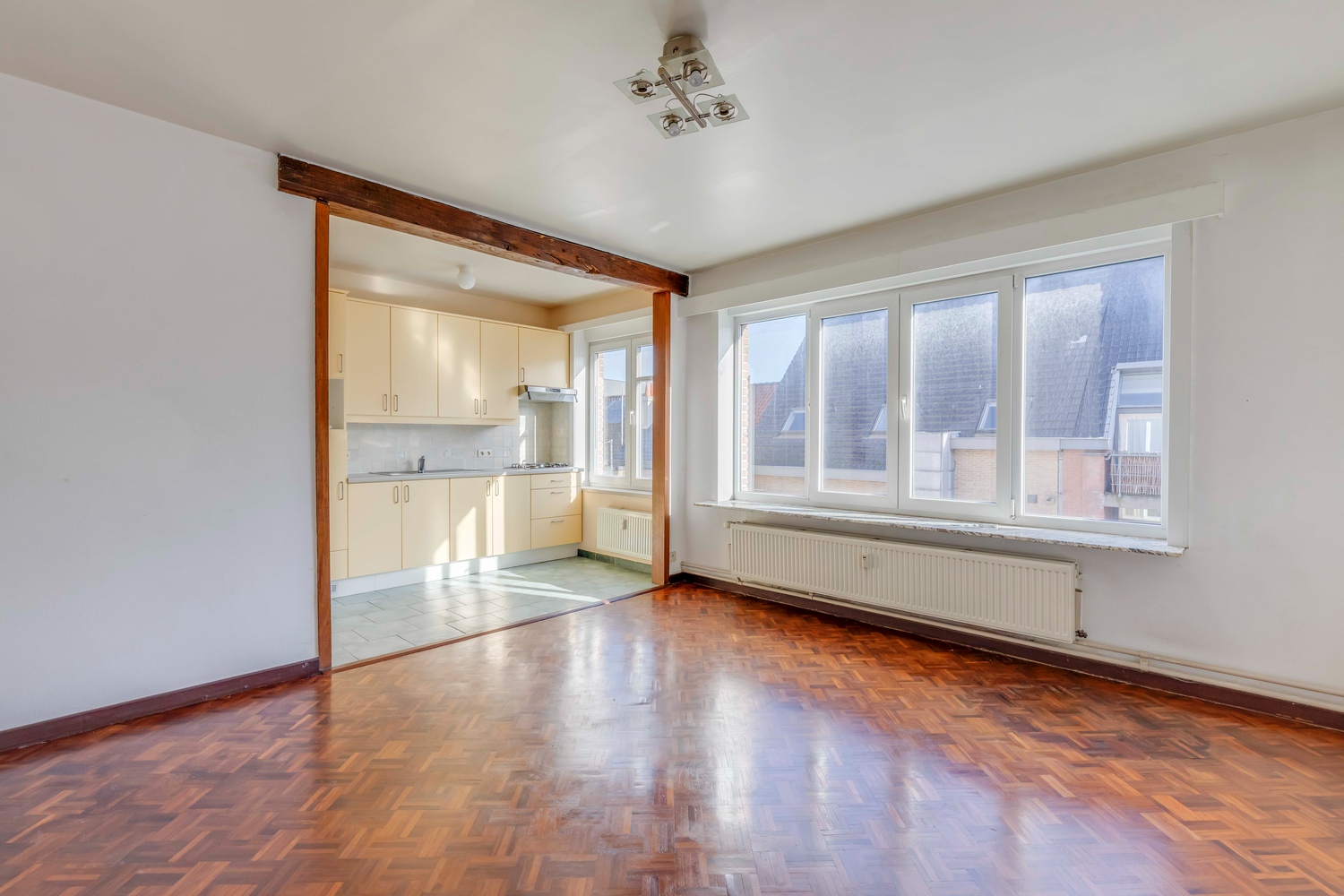 Zeer goed gelegen 2 slaapkamer appartement 