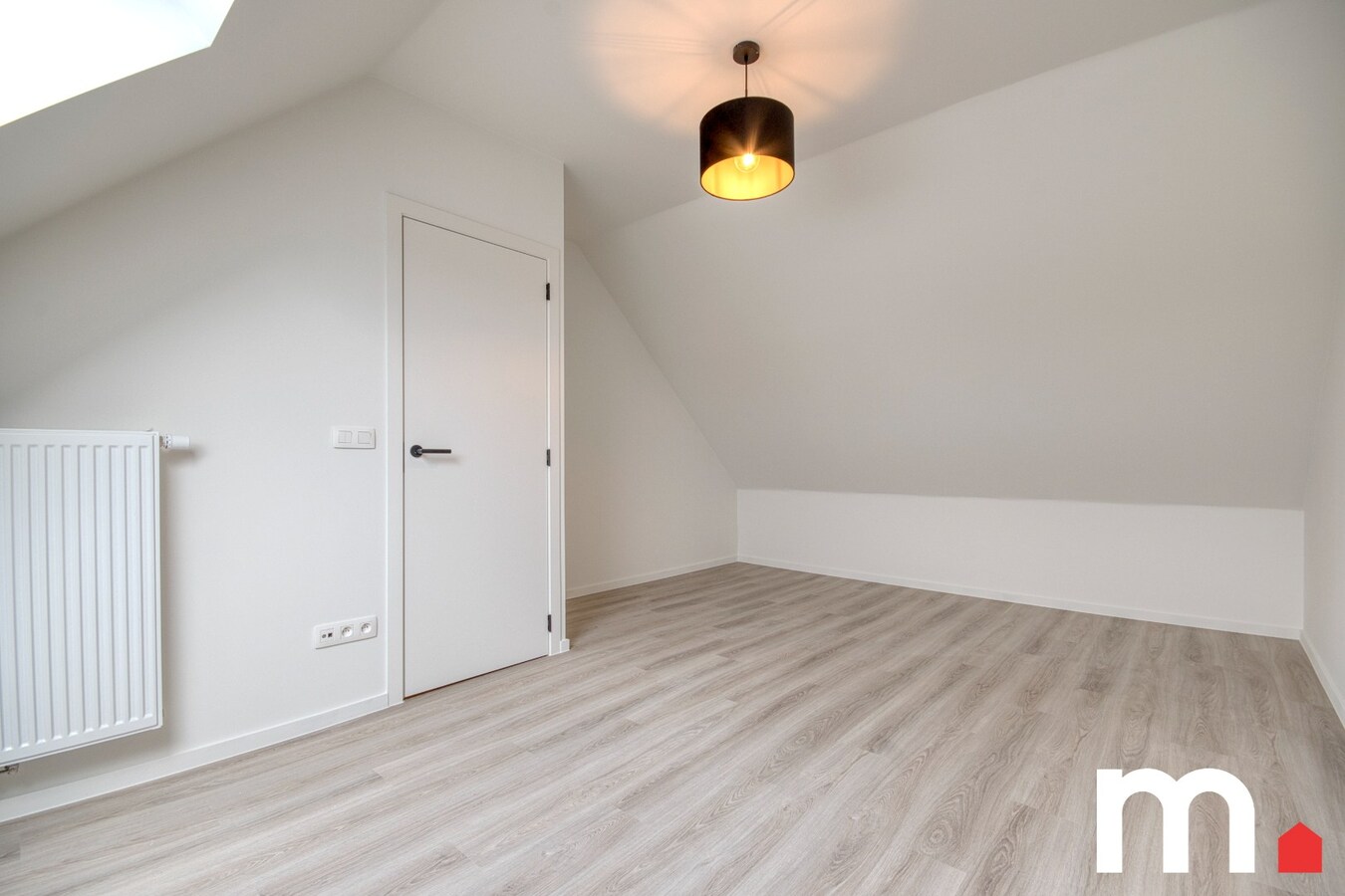 Topper te Heule met EPC A en uitweg achteraan ! 