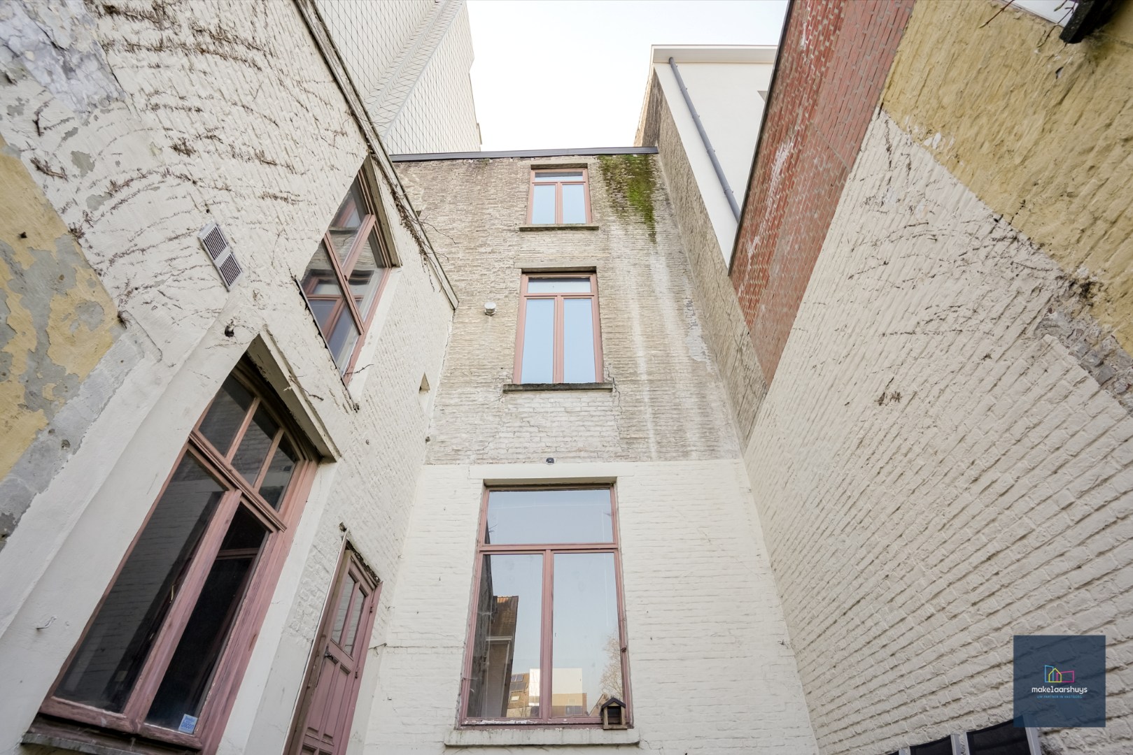 Statig herenhuis aan het Zuidpark met potentieel ook voor kantoor of co-housing 