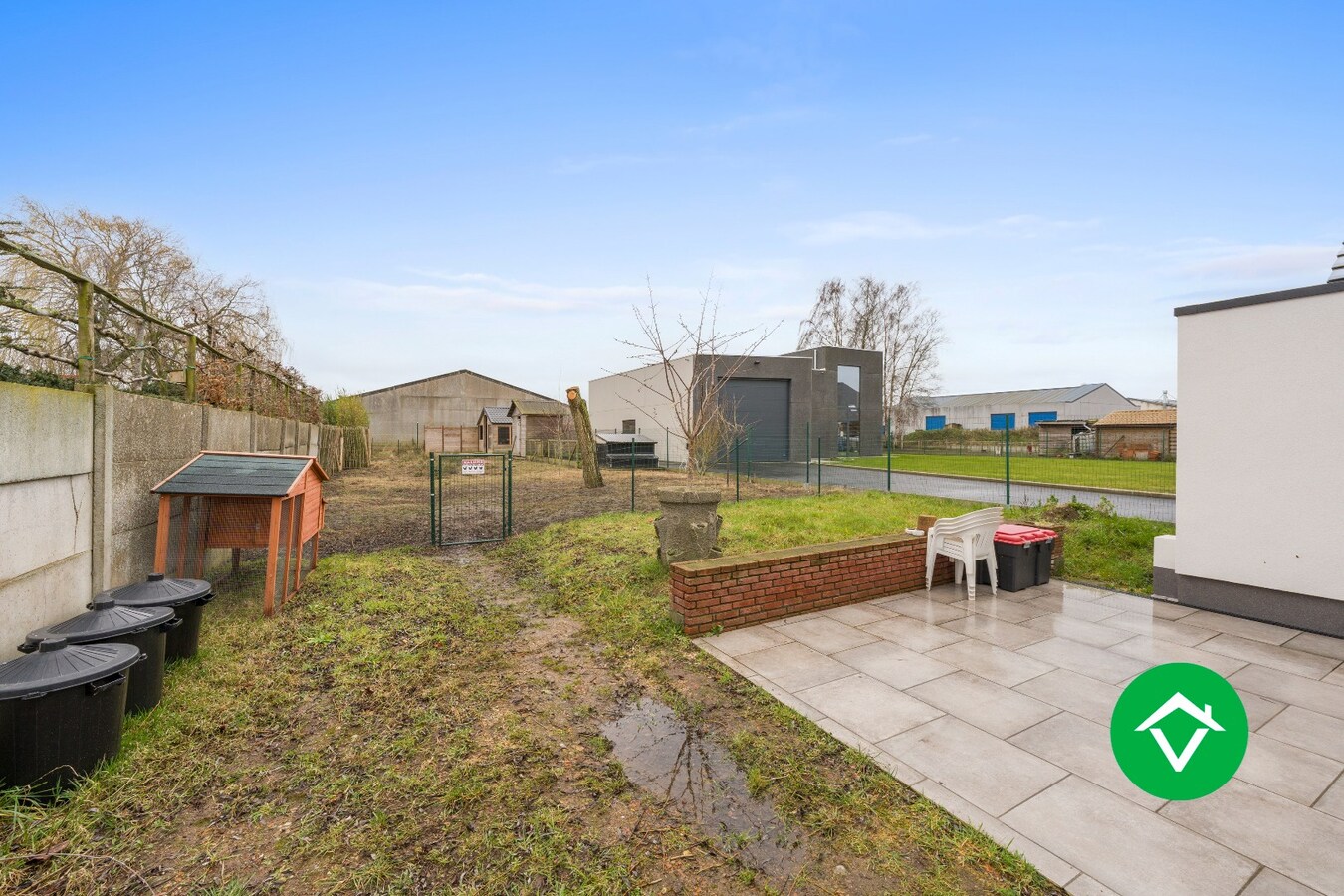 Energiezuinige, instapklare gezinswoning op 716 m² met zonnige tuin en vlotte verbindingen 