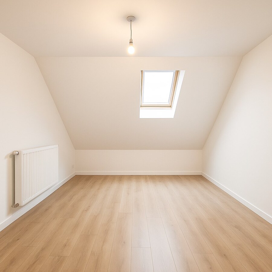 Te koop: Instapklare woning met optie tot drie slaapkamers, zuid gerichte stadstuin én EPC label B in het hart van Sint-Niklaas! 