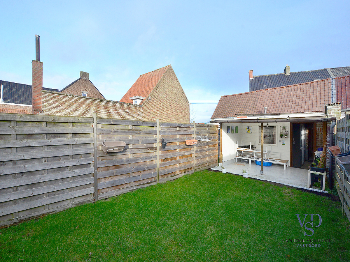 Instapklare woning in hartje Gavere. 