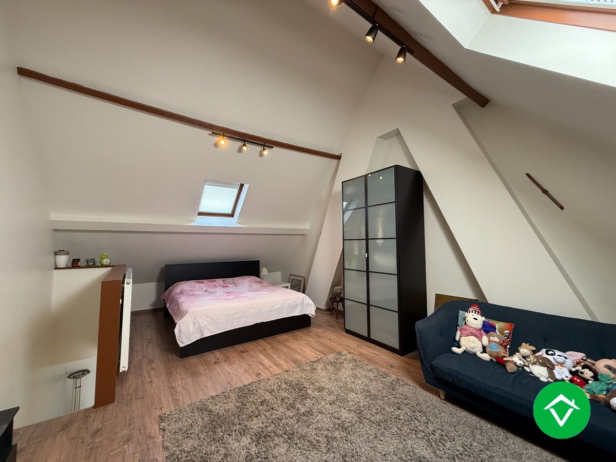 Prachtig gerenoveerde woning met 3 slaapkamers en tuin te Roeselare 