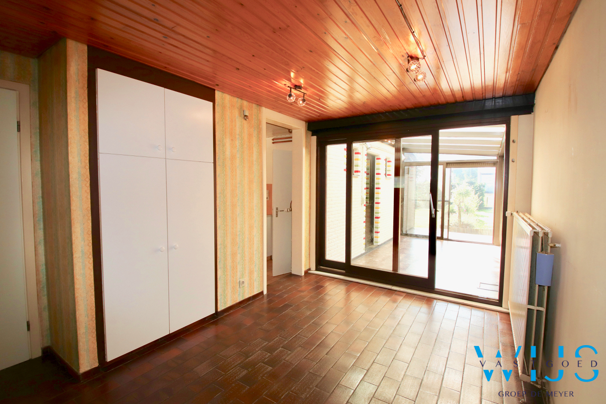 Ruime gezinswoning met 4 slaapkamers te Bassevelde ! 