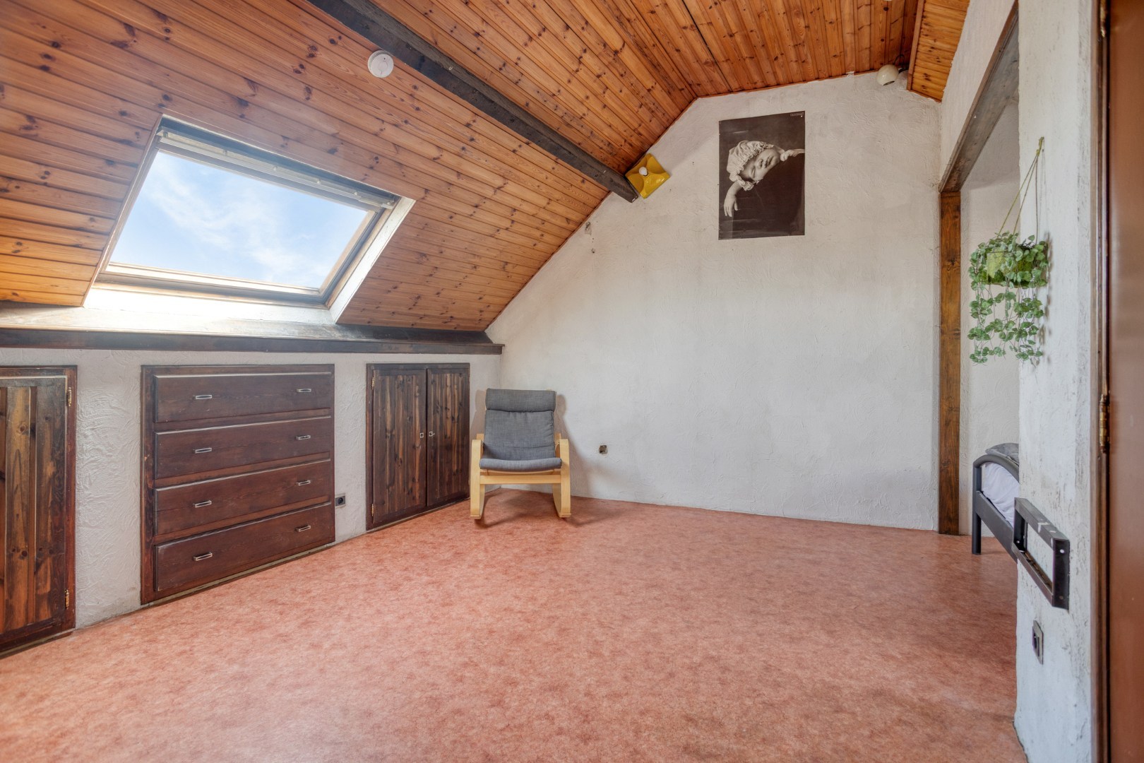 Aparte studio op hoger verdiep