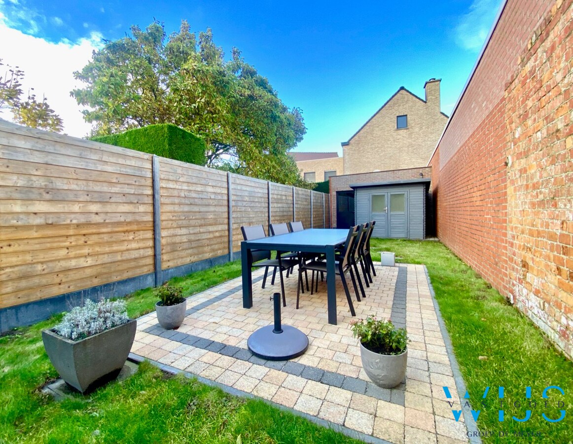 Gezinswoning met 4 slaapkamers &amp; garage te EVERGEM ! 