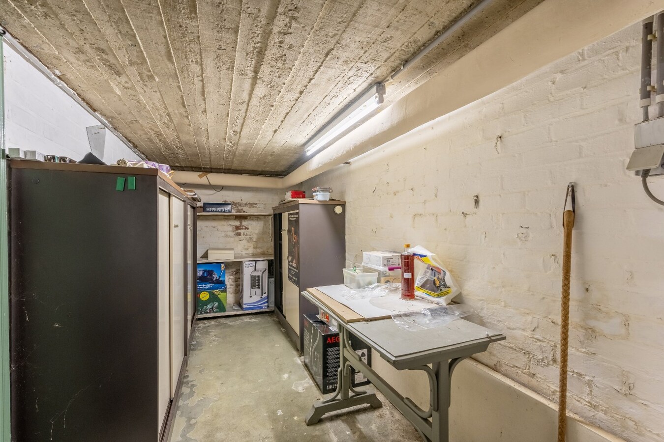 Ruime woning met tuin, garage en 3 slaapkamers. 