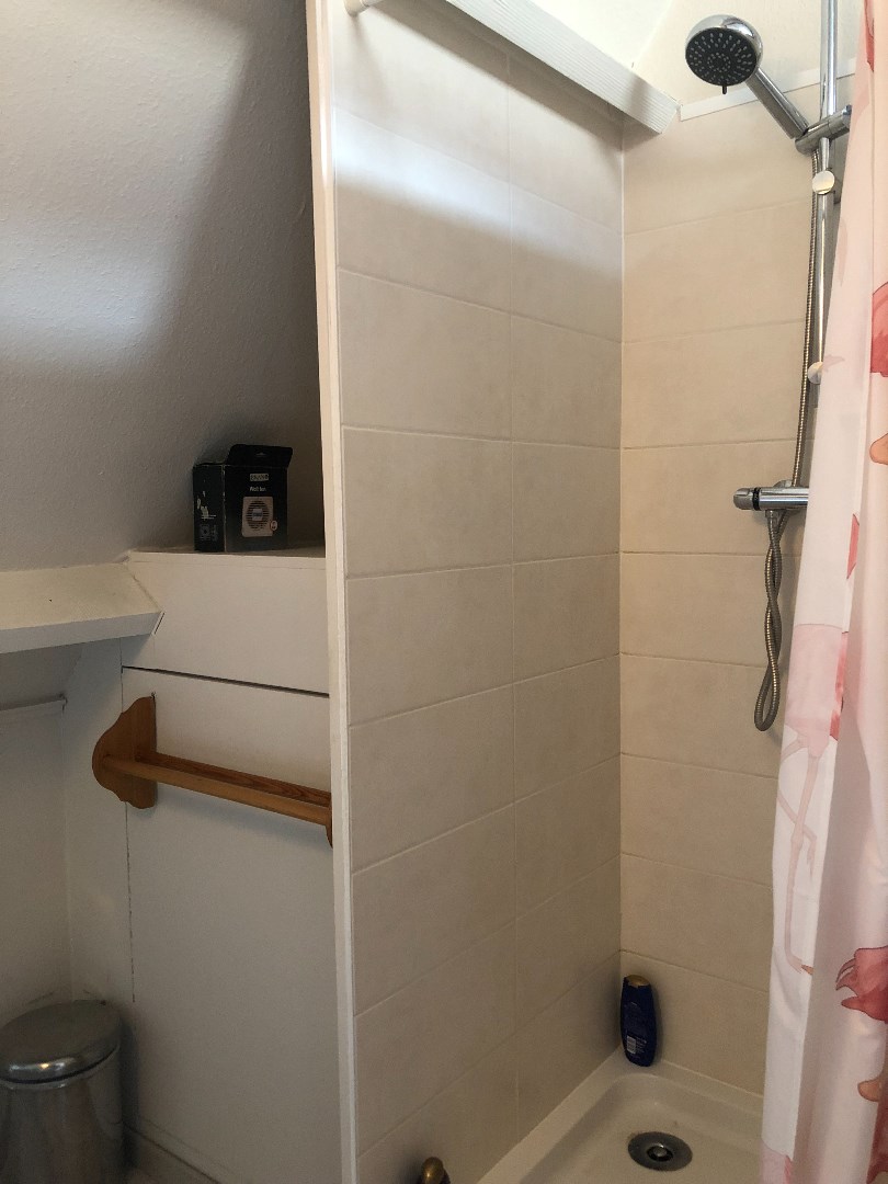 Gezellig rijwoning met stadskoer 