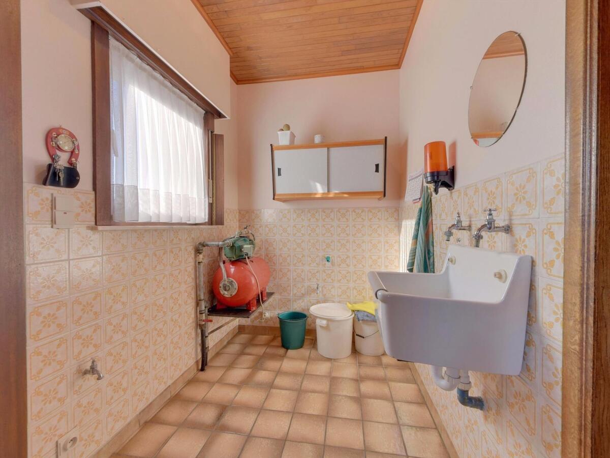 Uitstekend gelegen villa in bungalowstijl 