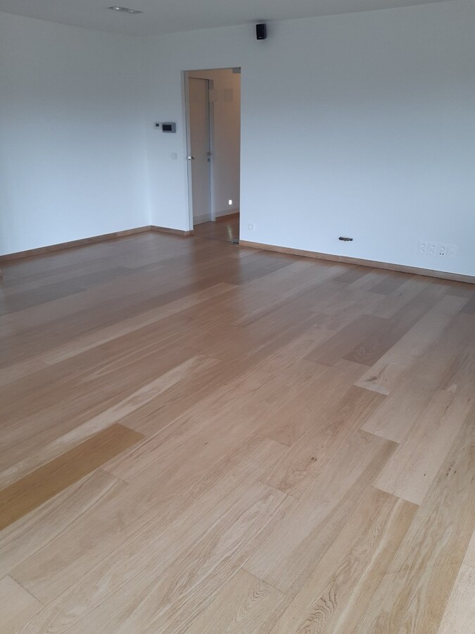 Exceptioneel appartement in hartje Dikkelvenne. 