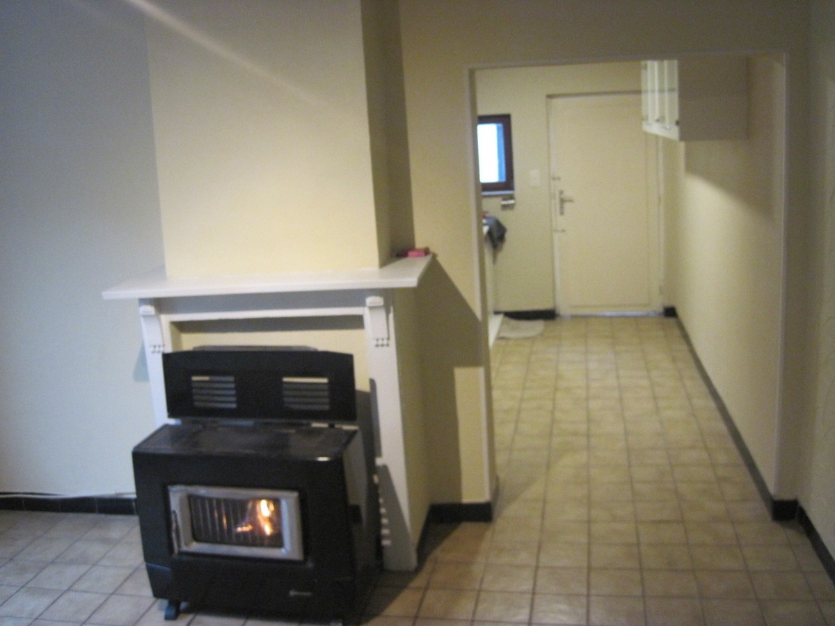 Verzorgde, authentieke rijwoning in hartje Asper. 