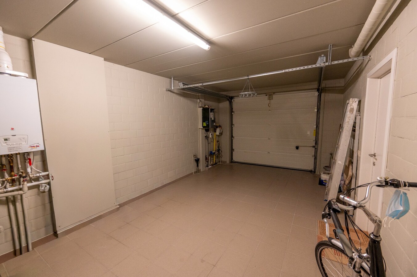 MAGNIFIEK RUIME GEZINSWONING TE BREDENE DORP 