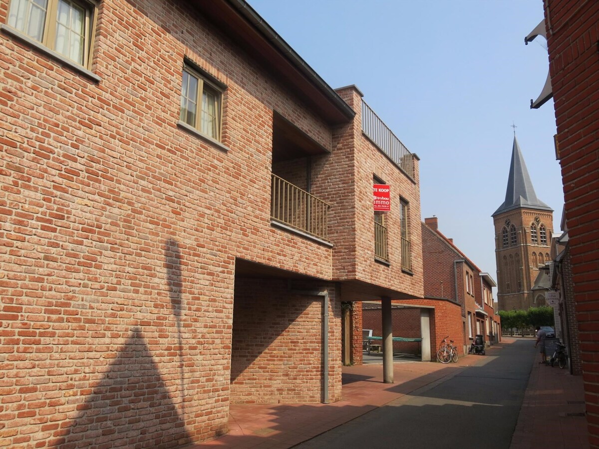 Verrassend ruim appartement pal in het centrum van Kortemark 