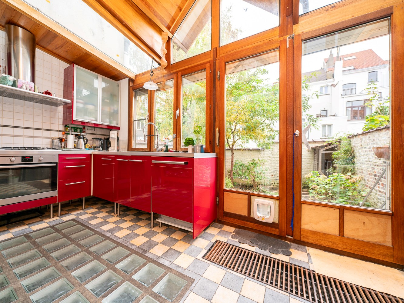 Karaktervol pand in de Europese wijk 