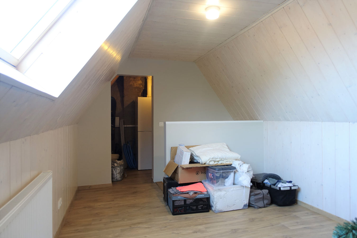 Sublieme gerenoveerde hoekwoning op rustige ligging 