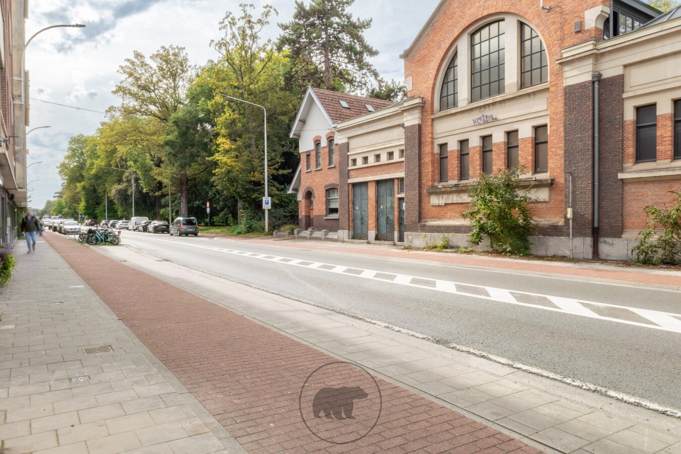 Gerenoveerd appartement aan het Groenevalleipark met ruim terras 
