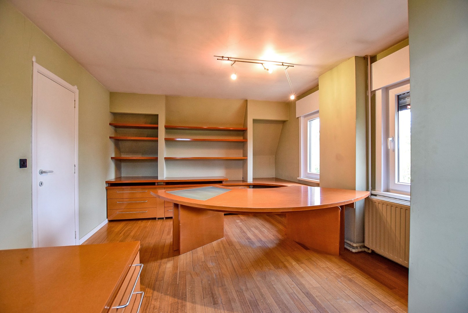 Prachtige open bebouwing met onderhoudsvriendelijke tuin te Oostduinkerke op 642 m². 