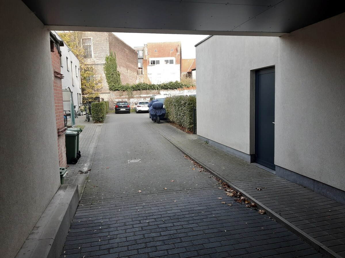 Eigentijds appartement op toplocatie. 