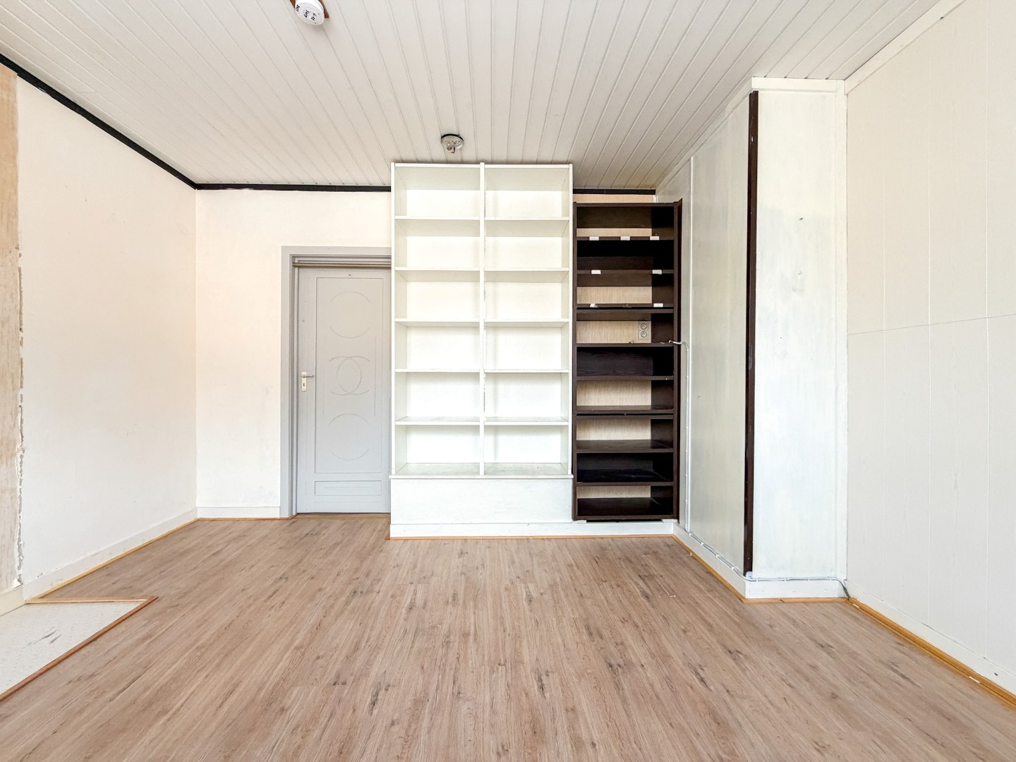 Ruime tussenwoning (211 m²) met zonnige koer, 3 slpk, Torhout 