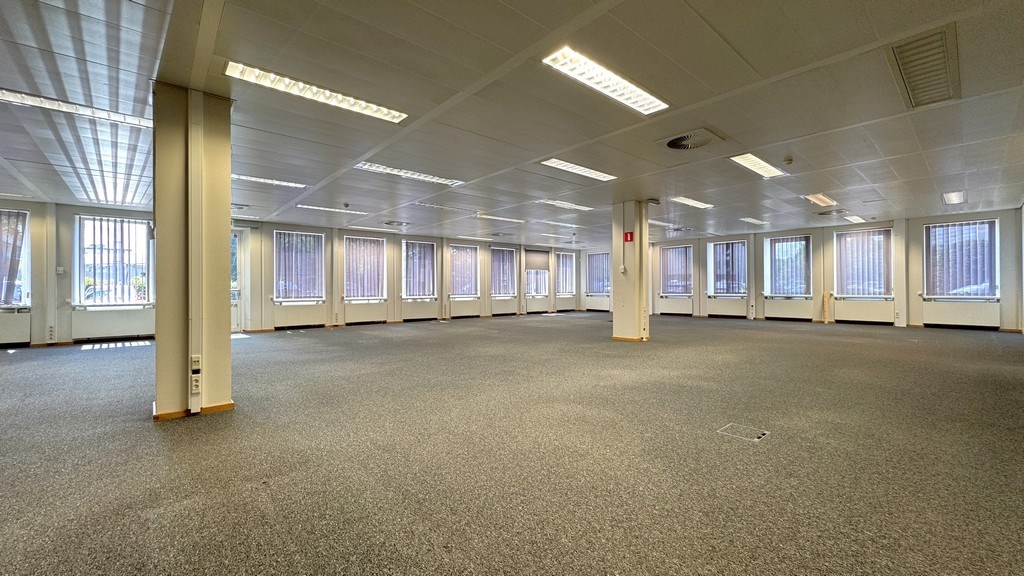 Instapklare kantoren te huur vlakbij E19 in Kontich