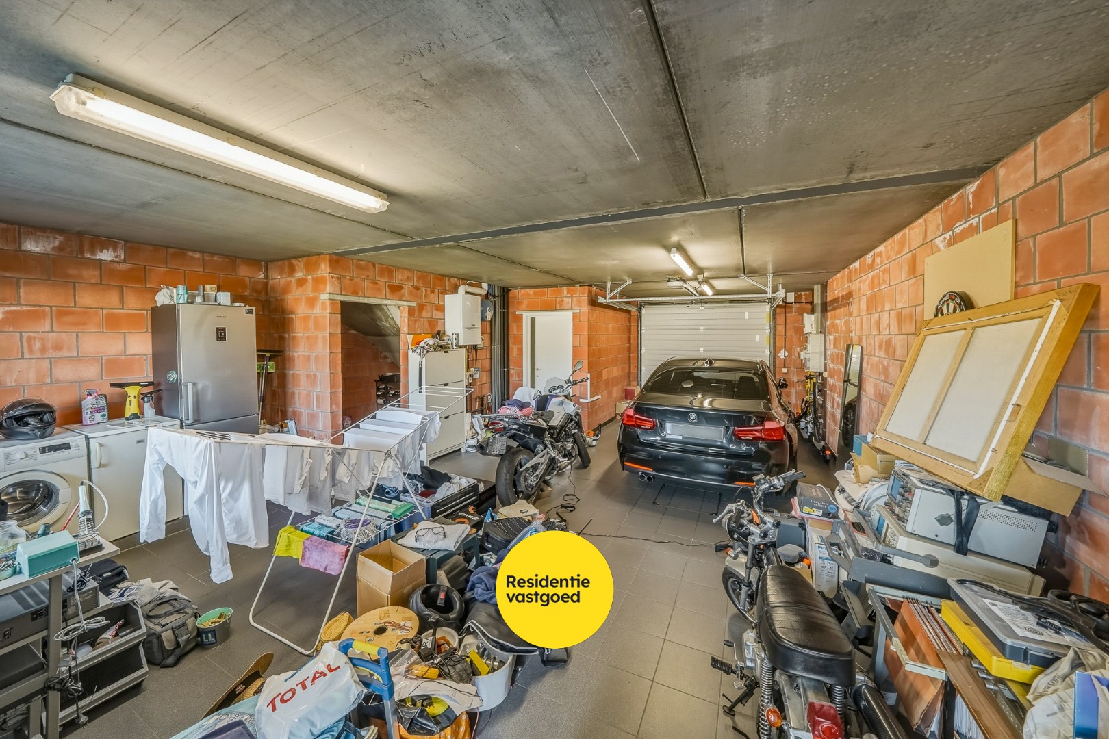 Instapklare recente woning met zeer ruime garage en tuin in Oudenburg 