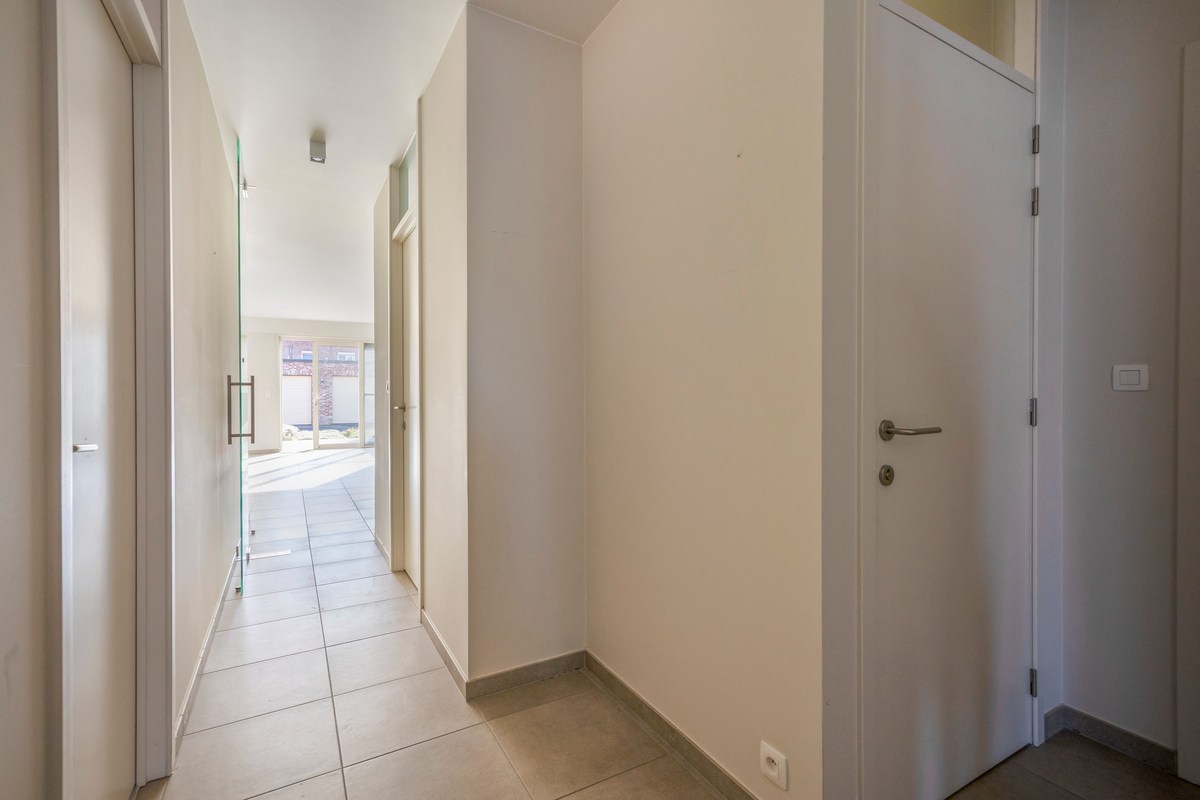 Prachtig gelijkvloers appartement met 2 slaapkamers en garage te Westerlo 