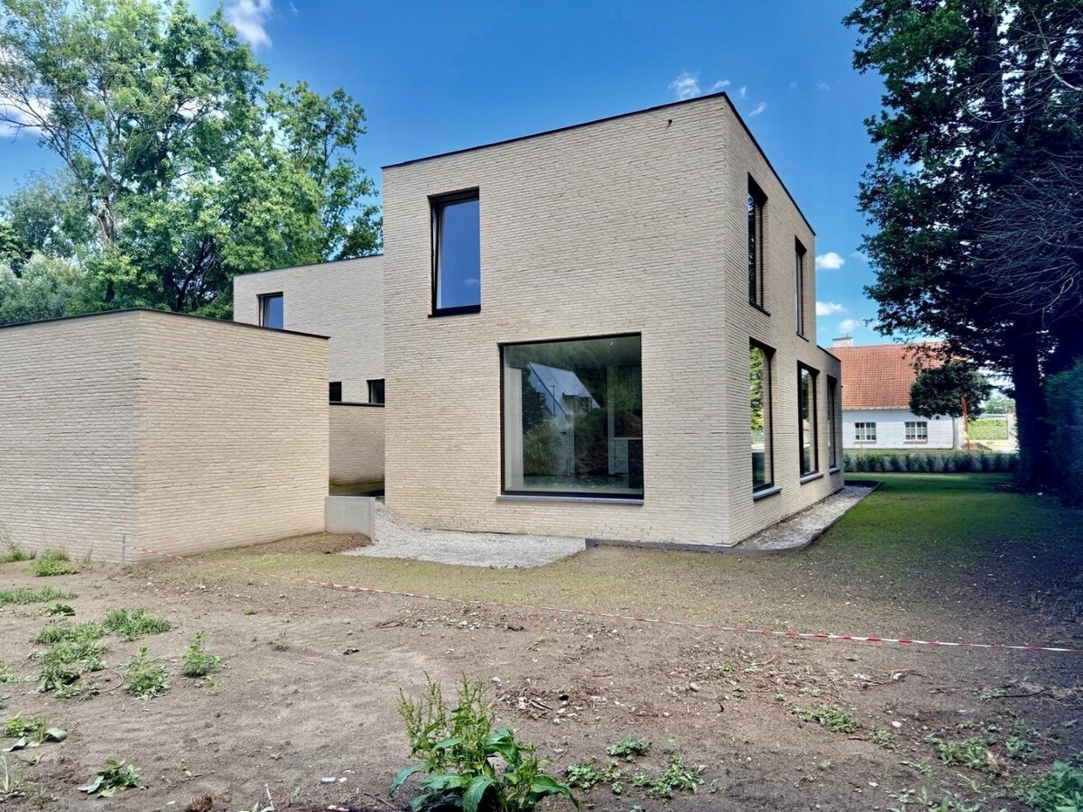 uniek wonen aan de bosrand te Houthulst 
