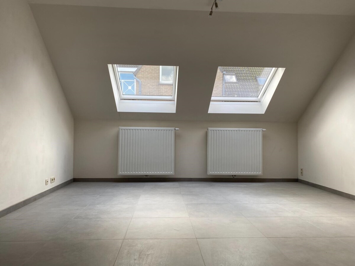 Appartement met 1 slaapkamer en bureau en terras te Koekelare 