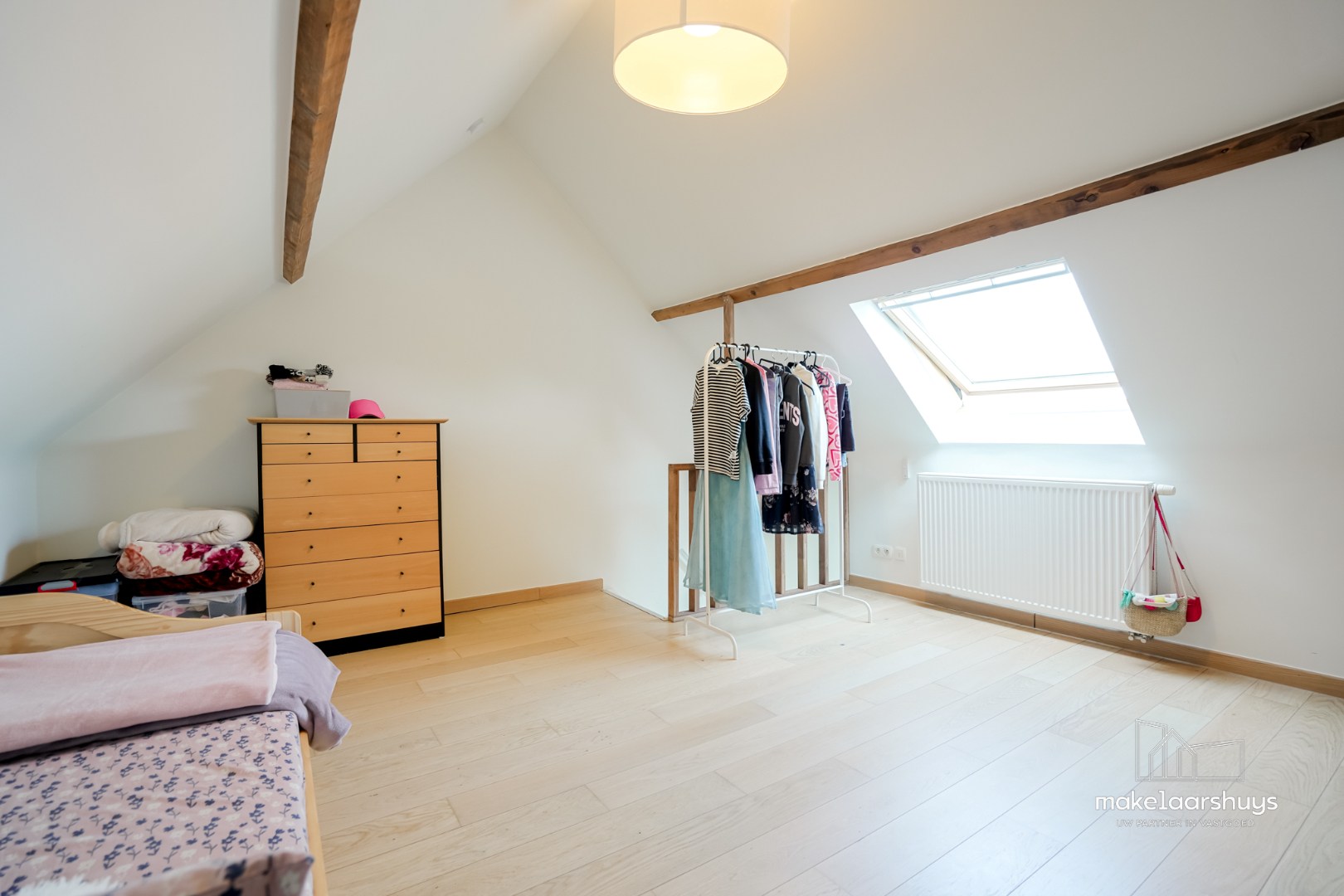 Instapklare woninig nabij het UZ met 3 kamers en tuin 