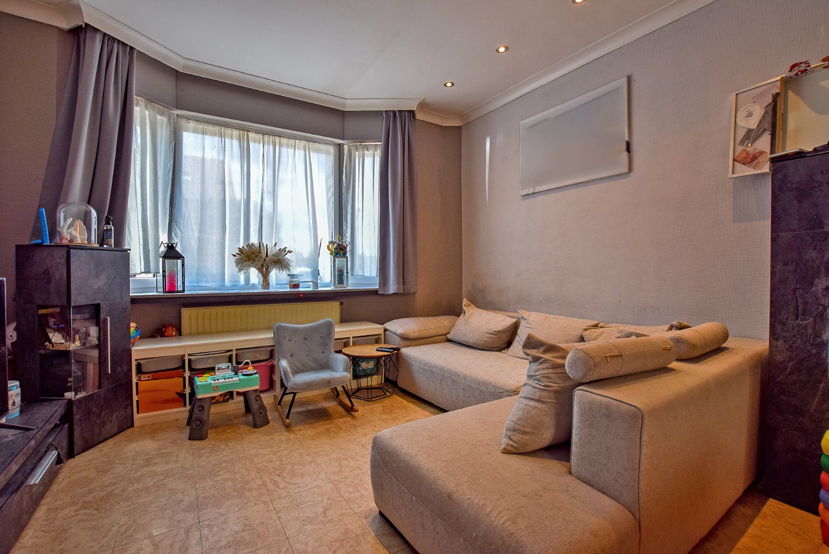 Ruime rijwoning op 271m² met 3 slaapkamers te Adinkerke (De Panne)! 