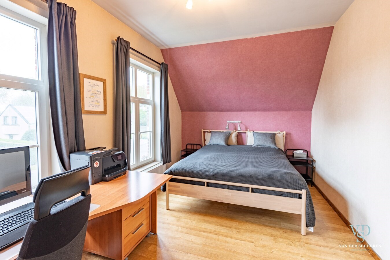 Ruim en stijlvol wonen in hartje Gavere. 