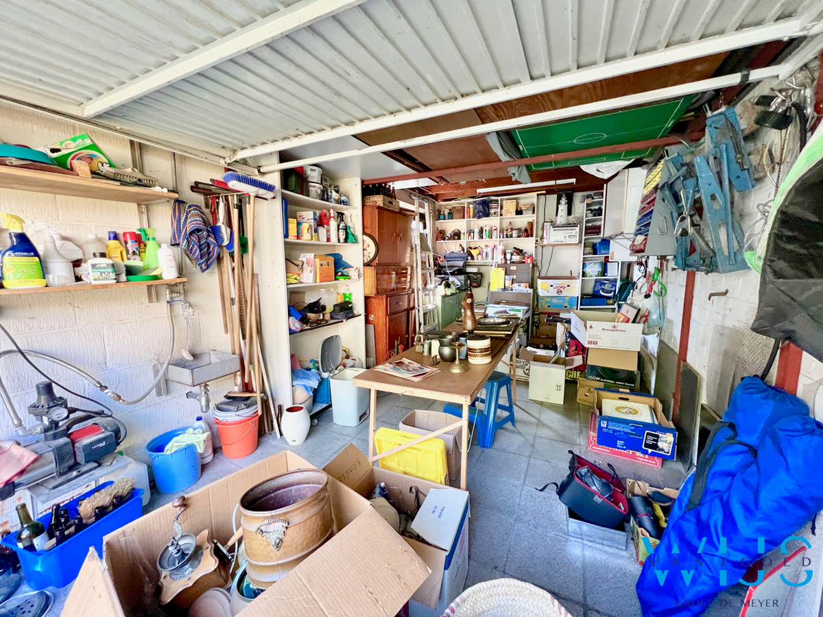 Mooie bungalow op een toplocatie te Evergem ! 