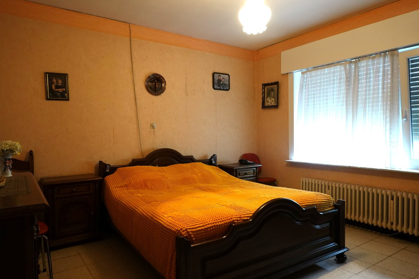 Ruime alleenstaande woning met uitstekende ligging te Ichtegem 