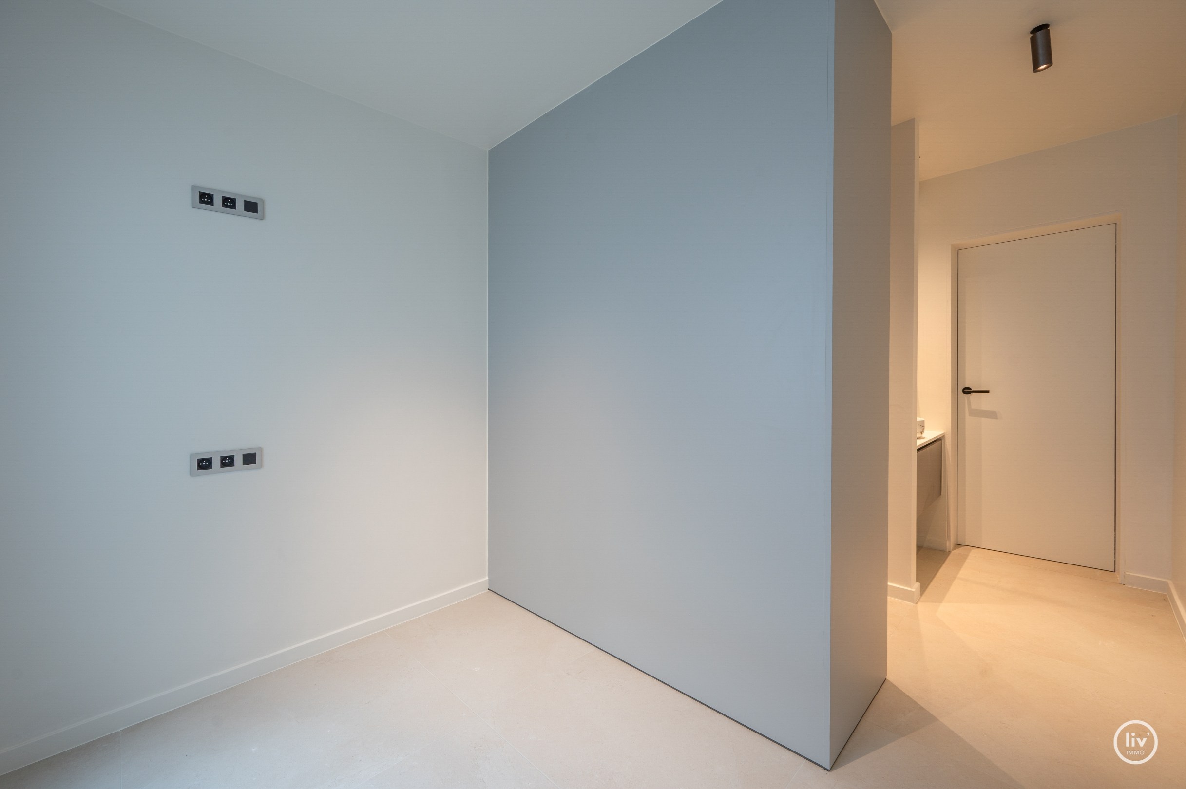 Gerenoveerd gelijkvloersappartement met koer in het Centrum van Knokke 