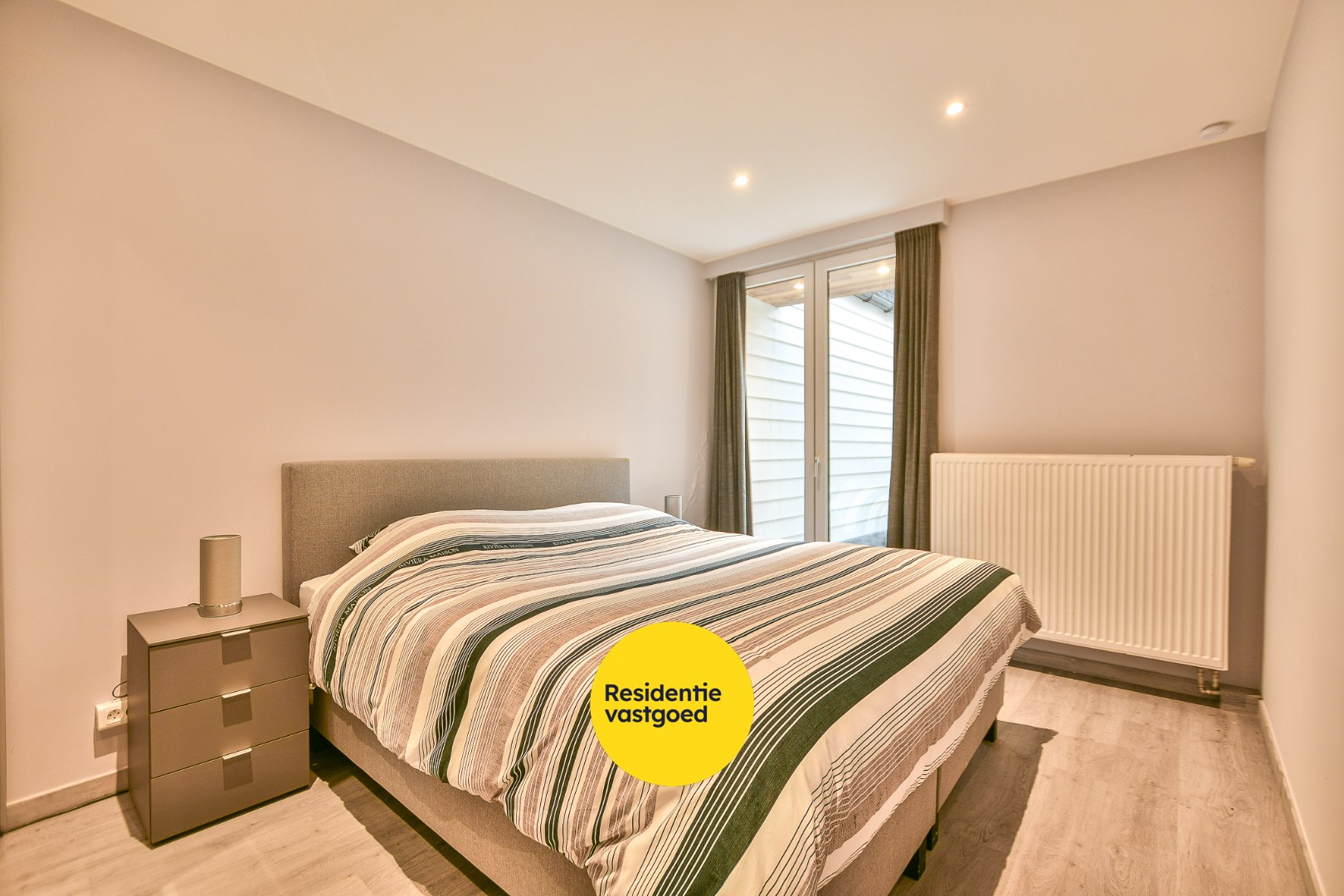 Gerenoveerd appartement met 2 slaapkamers te koop op toplocatie te Blankenberge! 