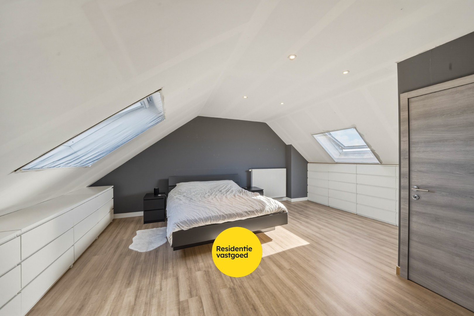 Verrassend ruime gezinswoning met zonnige tuin in Oudenburg 