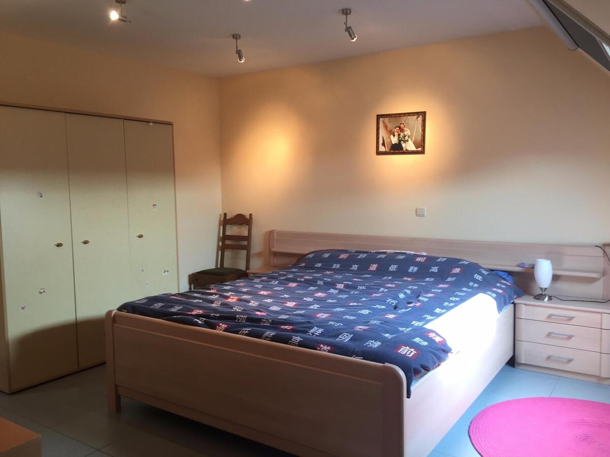 RECENT RUIM DUPLEX APPARTEMENT OP ZEER CENTRALE LIGGING TE BREDENE DUINEN 