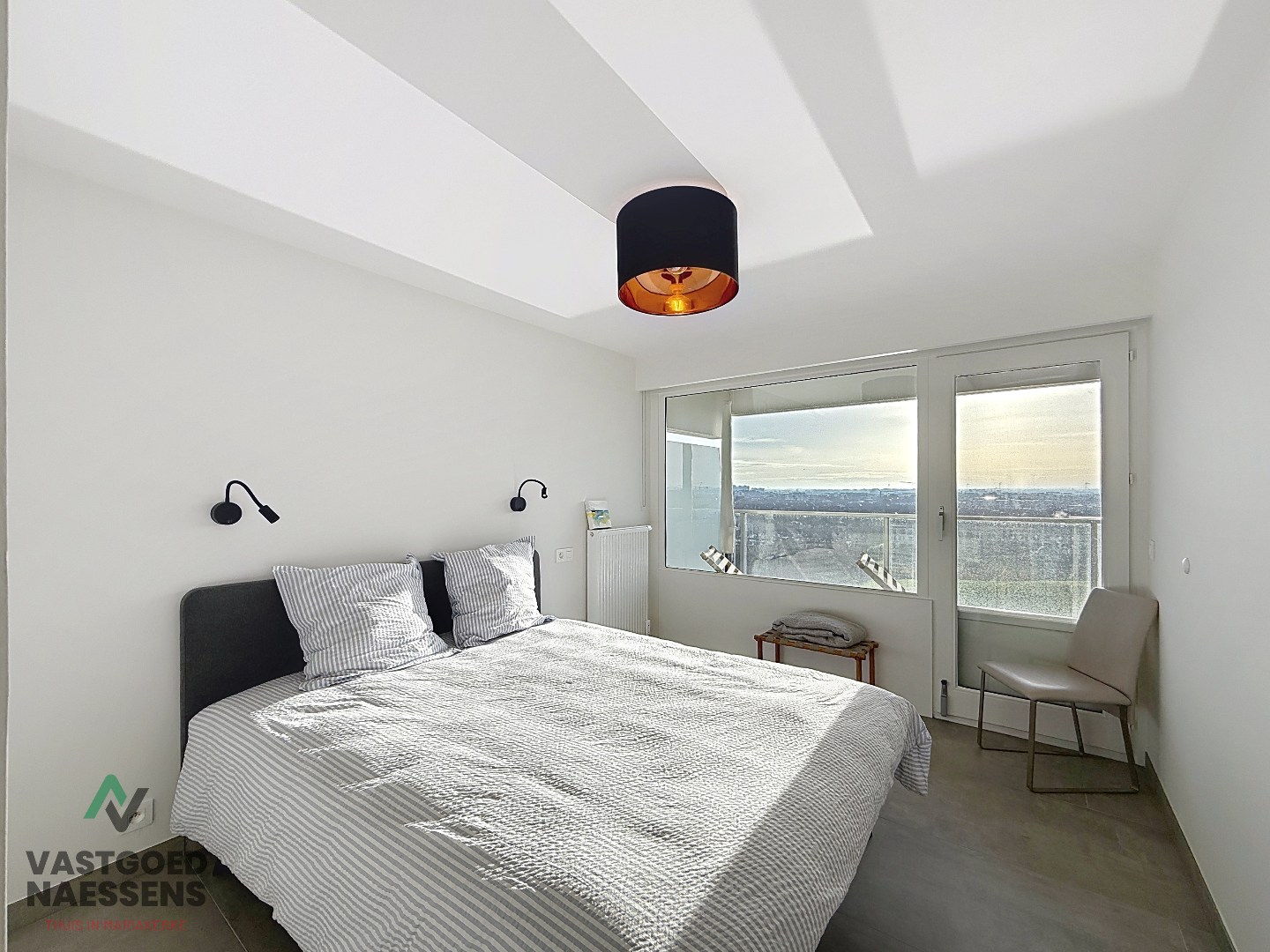 Magnifique appartement de 2 chambres avec vue panoramique. 