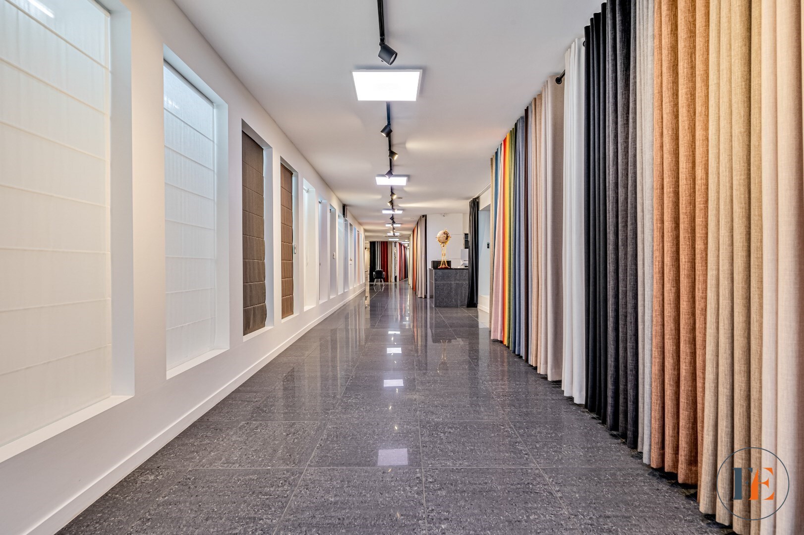 Handelspand met garage op toplocatie (Huurkoop mogelijk) 