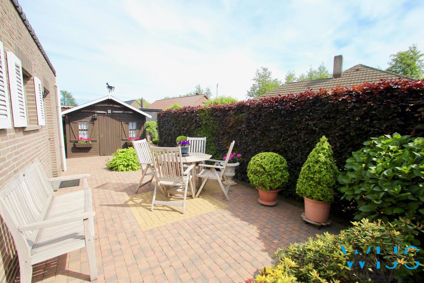 PERFECT onderhouden bungalow in een rustige woonwijk te ERTVELDE 