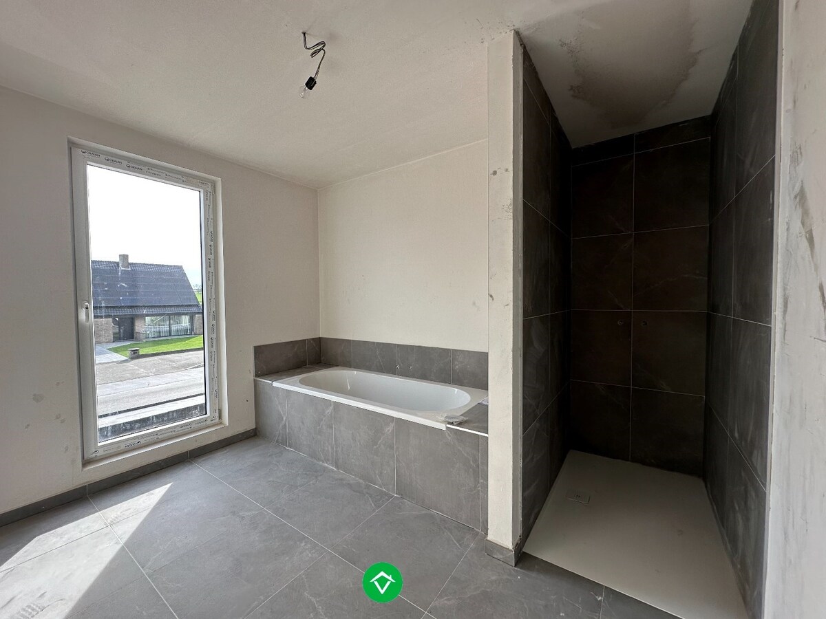 Halfopen nieuwbouwwoning met 3 slaapkamers te Koekelare 