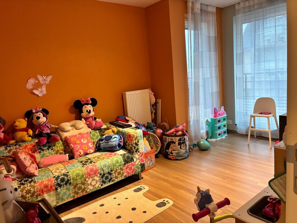 Ruim appartement met 2 terrassen. 