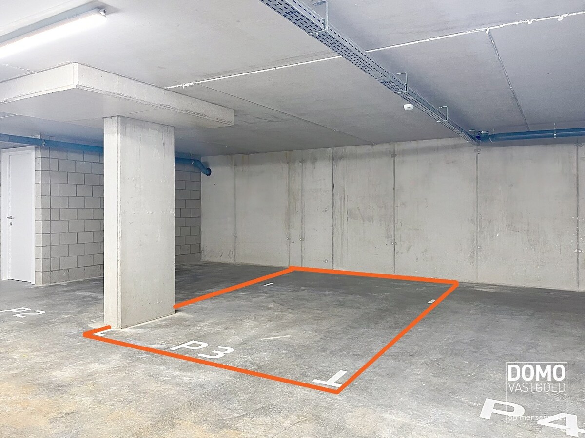 ONDERGRONDSE AUTOSTANDPLAATS TE HUUR IN CENTRUM KERMT (RESIDENTIE DE DRIESKENS) 