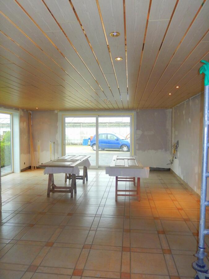 Vernieuwde en instapklare woning met 3 slaapkamers 