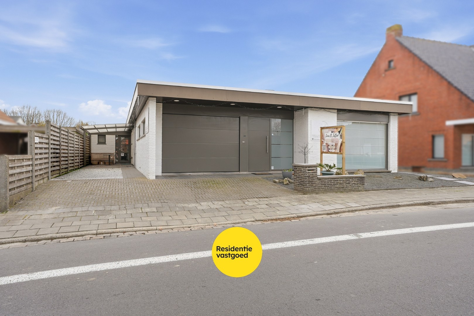 Volledig instapklare bungalow met praktijkruimte 