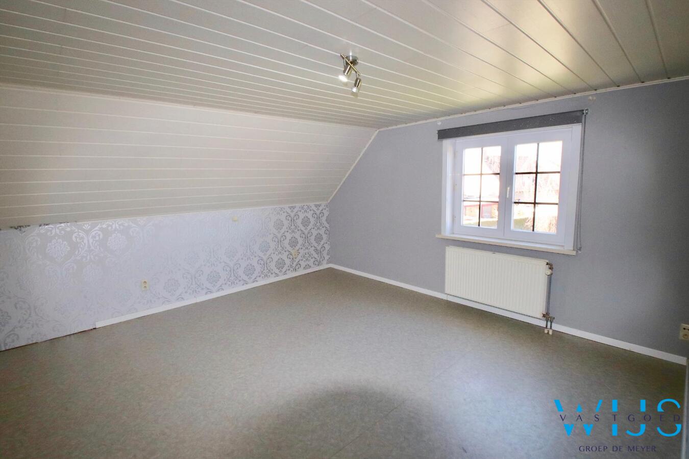 Uitzonderlijk goed gelegen woonhuis op een perceel van 841 vierkante meter in ERTVELDE! 