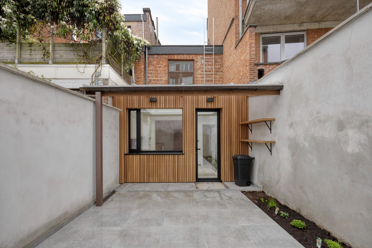 Woning met 4 slaapkamers, 2 badkamers, terras in centrum Leuven ! – EPC 187 kWh/m² - bewoonbare opp. 184m² 