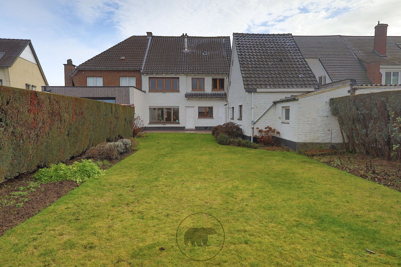 Woning met karakter en uitzicht op de velden nabij centrum Aalst 